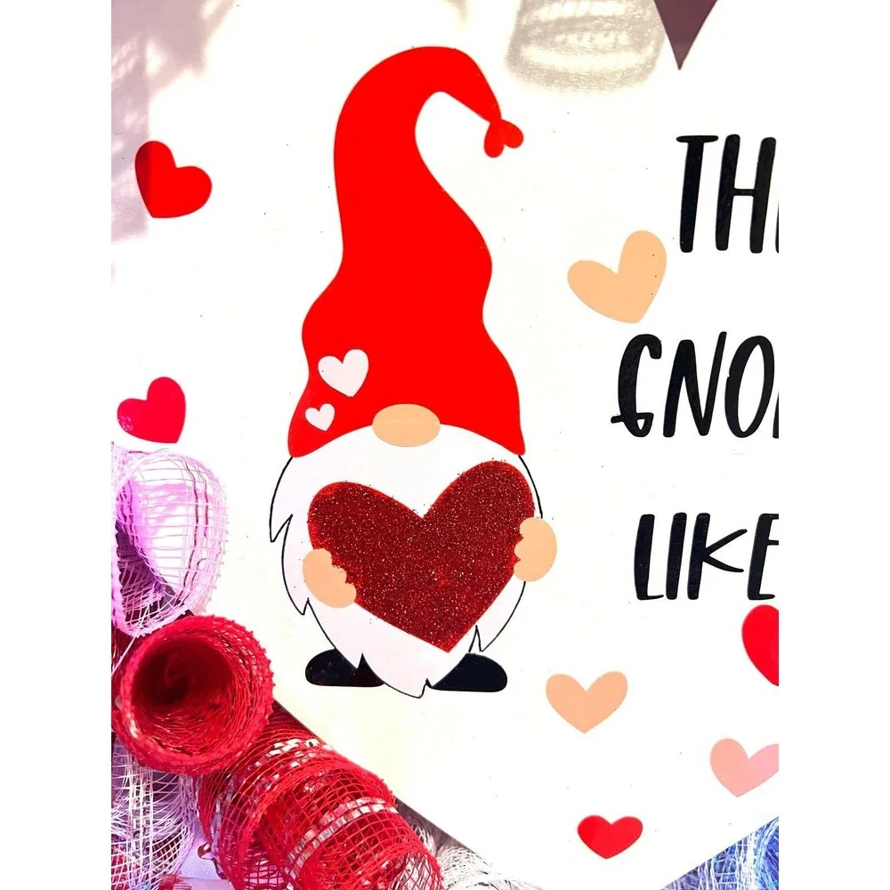 XL Handmade Valentine’s Gnome-one Like You Ribbon Prelit Wreath 26 ins LED XLW7